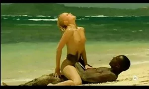 молода біла блондинк ...