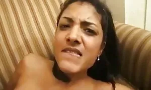 індійська дівчина тр ...