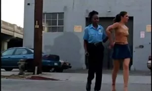 приголомшлива блонди ...